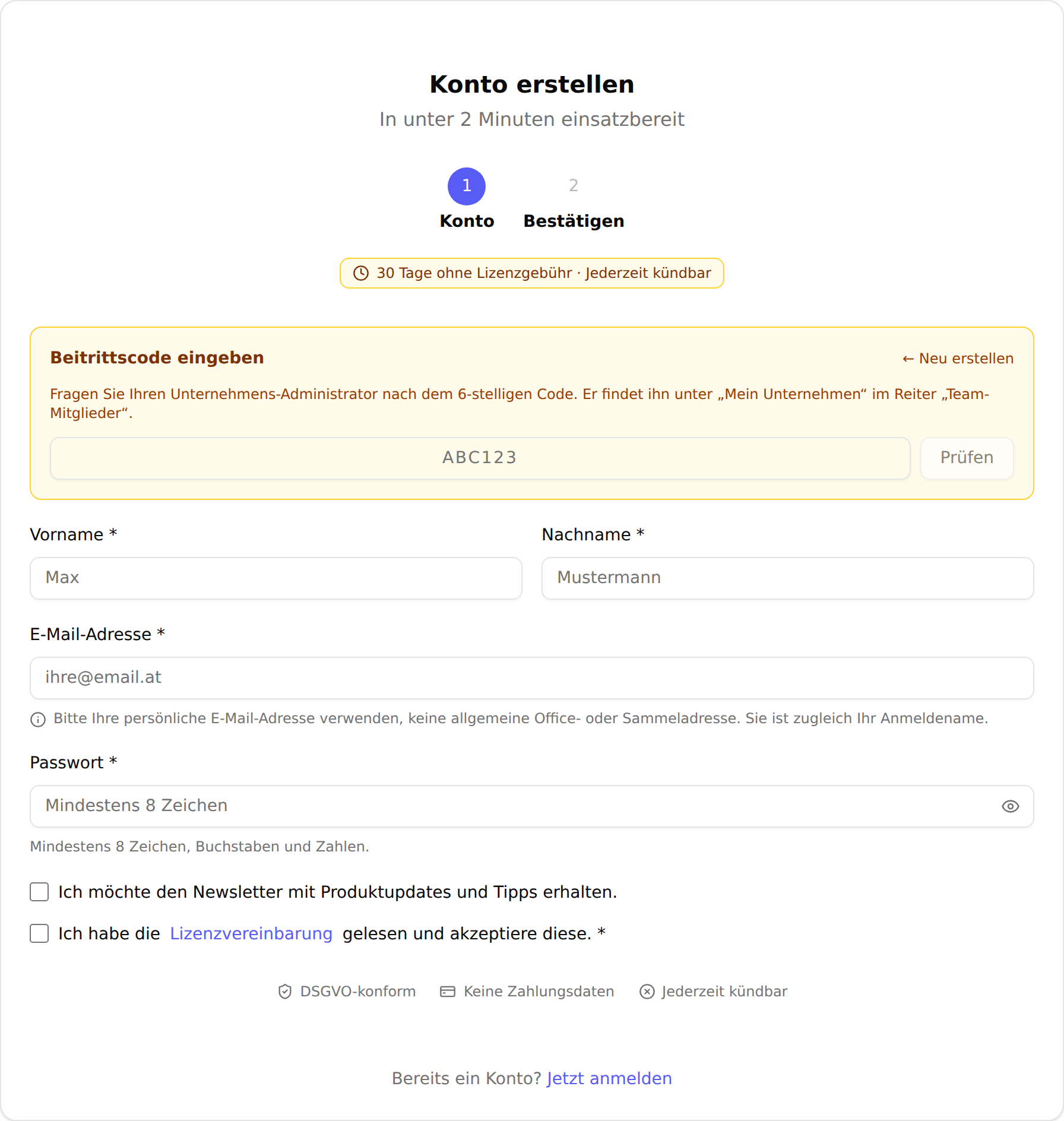Die Registrierungsseite im Beitrittsmodus: die Schrittleiste zeigt nur noch Konto und Bestätigen, darüber der gelbe Kasten „Beitrittscode eingeben“ mit Eingabefeld, der Schaltfläche „Prüfen“ und dem Link „← Neu erstellen“; darunter die üblichen Felder Vorname, Nachname, E-Mail-Adresse und Passwort, jedoch ohne Schaltfläche „Weiter“